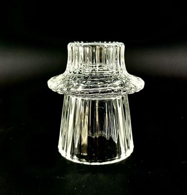 Round Base Modern Candle Holders With Sleek And Modern Design