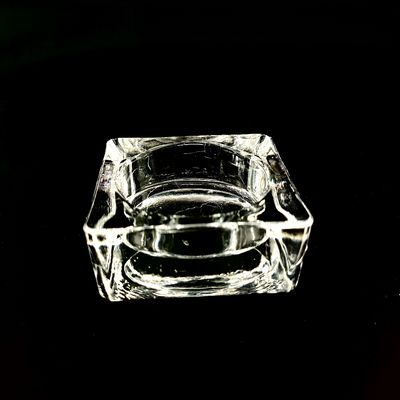 Small Transparent Glass Candle Holder With Modern And Sophisticated Design