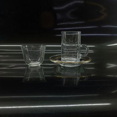 Traditional Tea Essential Arabic Tea Cup With Smooth Rim Type And Wood Plate